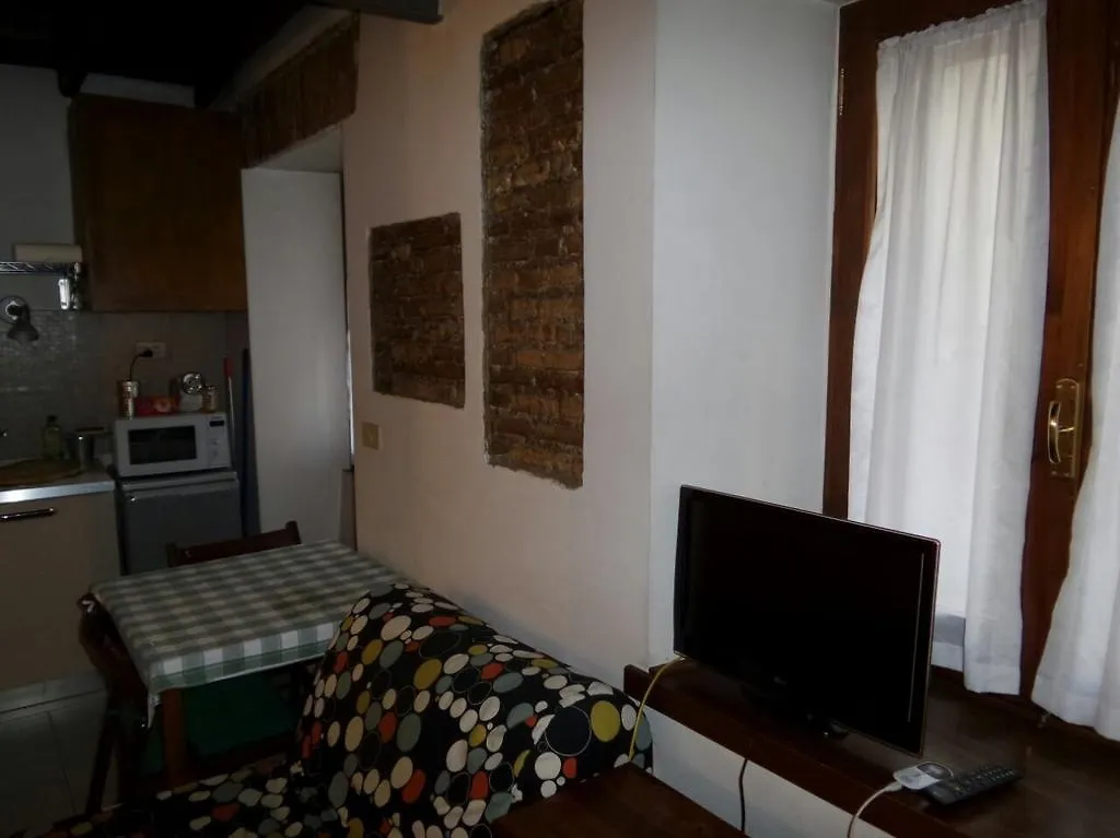 Casa Vacanze Little Queen Rome Apartment