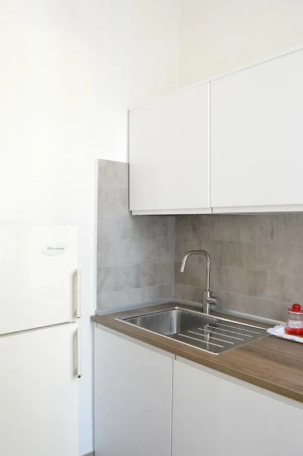 Casa Vacanze Little Queen Rome Italy